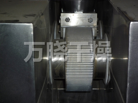 GZL系列干法辗压造粒机