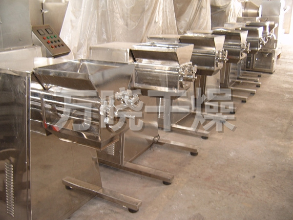 YK系列摇摆式颗粒机